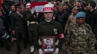 Funeral de uno de los soldados turcos muertos en la ciudad siria de Idleh