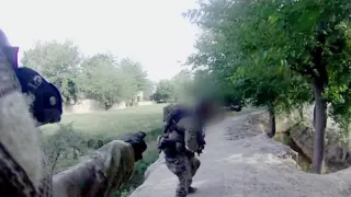 Fotograma del vídeo de un militar australiano matando a un civil desarmado en Afganistán
