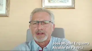 José Miguel Ezquerra, alcalde de la localidad zaragozana de Pastriz, ya ha donado la mitad de su sueldo a las arcas municipales. El primer edil pide en un vídeo que el resto de políticos hagan lo propio como un acto de solidaridad por la situación de crisis que estamos viviendo.