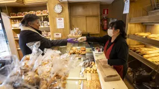 Panaderia de Horno Sanz en la calle San Juan de Teruel. Foto Antonio Garcia/Bykofoto. 27/03/20 [[[FOTOGRAFOS]]] [[[HA ARCHIVO]]]