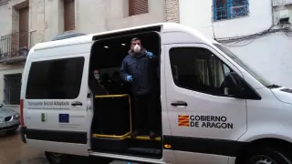 Momento en que la furgoneta se dispone a salir hacia Zaragoza.