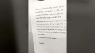 Un vecino de Pamplona ha dejado una nota en el ascensor dirigida a tres cajeras de supermercado para que se marchen