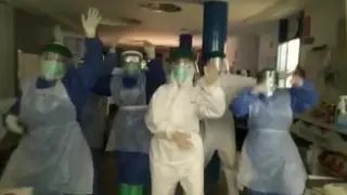 El equipo de la UCI del Hospital San Jorge de Huesca ha grabado un vídeo para animar a la población a quedarse en casa y mostrarnos la dedicación de todos los sanitarios contra el coronavirus.