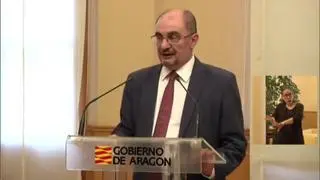 El presidente del Gobierno de Aragón, Javier Lambán, ha insistido en que "ha sido Pilar Ventura quien ha decidido dimitir". "Yo no la hubiera cesado, su trabajo ha sido impecable desde el día en que tomó posesión de su cargo", ha dicho el presidente.