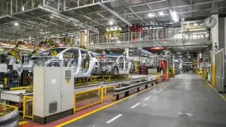 La fábrica de Opel en Figueruelas reabrió parcialmente el pasado lunes tras casi dos meses de parón.