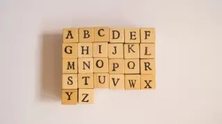Los juegos de letras mejoran el vocabulario y la agilidad mental.
