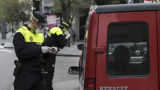 Control de Policía en Zaragoza durante el confinamiento.