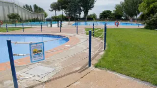 Imagen de las piscinas municipales de Sariñena
