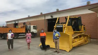 La nueva excavadora buldócer adquirida por la DPZ