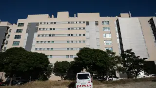 La residencia de mayores Albertia Valdespartera, aún sin estrenar, acogerá a pacientes asintomáticos, bajo la gestión de Cruz Roja. guillermo mestre
