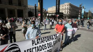 Vecinos del Gancho y del entorno de Pignatelli protestan en la plaza del Pilar