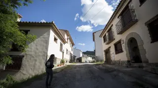Una calle del pueblo turolense de Olba.