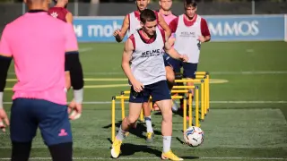 Sergio Gómez, durante el entrenamiento de este lunes.