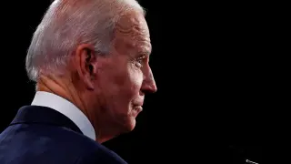 Biden cree que el próximo debate no debe celebrarse si Trump sigue enfermo