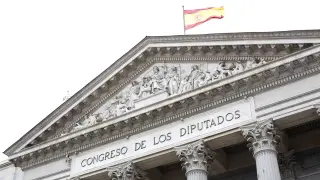Detalle de la fachada del Congreso de los Diputados.