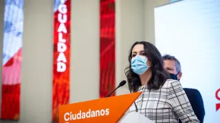 Arrimadas ofrece a Sánchez apoyo para decretar el estado de alarma