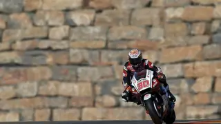 El piloto Nipón es el más rápido en la primera jornada del Gran Premio de Teruel.
