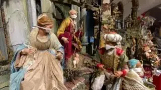 La pandemia llega a la decoración navideña y las figuras del nacimiento ya se venden con mascarillas
