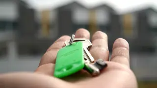 Una hipoteca es la llave a una vivienda para muchas personas que tendrán en cuenta aspectos como el tipo de interés al escogerla.