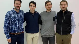 De izquierda a derecha, Eduardo Navarro; Mario Miravete, Jorge Morte y Mateo Cámara, creadores de Pikckgeo.