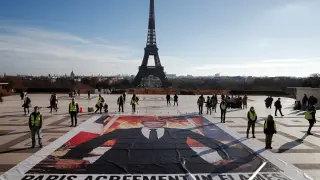 Protesta de activistas en París.