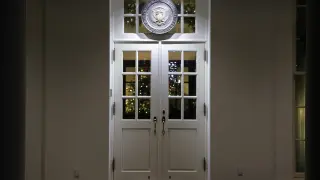 Imagen de una de las puertas de la Casa Blanca