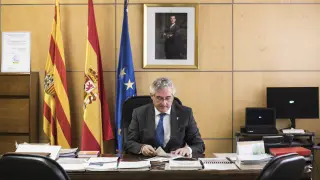 El consejero de Agricultura, Joaquín Olona, en su despacho.