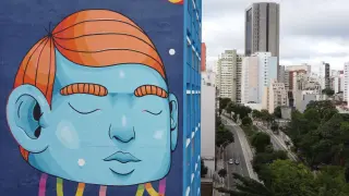 Sensación del grafiti brasileño, Thales Pomb se inspira en el azul y en Goya