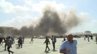 Ataque en el aeropuerto de Aden, en Yemen.