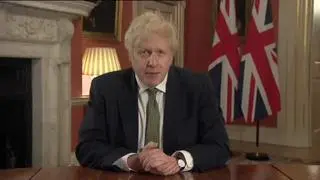 El primer ministro británico, Boris Johnson, anuncia que el Reino Unido vuelve a un confinamiento severo igual que el de los meses de marzo y abril, es decir, los colegios permanecerán cerrados y las familias no podrán salir de sus hogares salvo por motivos excepcionales.