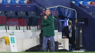 El técnico del Betis, Manuel Pellegrini, durante un partido de esta temporada.