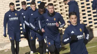 Nuevo entrenamiento del Real Zaragoza en la Ciudad Deportiva de la capital