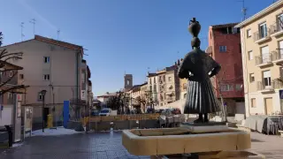La escultura de La Fragatina, en la plaza de España.