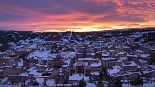 Paisajes nevados. Amanecer en Teruel cubierto de nieve
