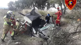 Bomberos de la DPZ intervienen tras el accidente de tráfico en el término de Borja.