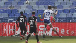 Álex Alegría en el momento del gol.