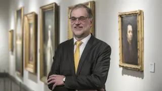 El hispanista Helmut Jacobs, catedrático de Literaturas Románicas de la Universidad de Duisburg-Essen, en el Museo Goya de la Fundación Ibercaja.
