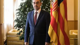Javier Lambán, presidente de Aragón, en el edificio Pignatelli.
