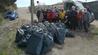 Recogida de basura en La Cartuja