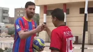 El doble del futbolista Messi es egipcio, pintor y tiene 27 años
