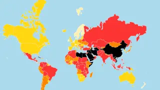 Mapa de RSF que muestra la diferencia por países en cuanto a libertad de prensa diferenciada por colores. Cuanto más oscuro, menos libertad.