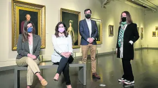 De izquierda a derecha, María Bellosta, Silvia Plaza, David Lozano y Ana Bendicho, en el Museo Goya