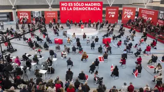 Acto de campaña del PSOE en un polideportivo de Getafe