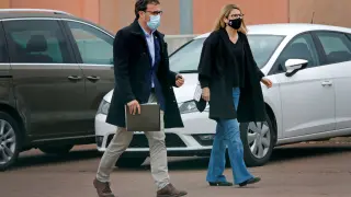 Josep Rius y Elsa Artadi de JxCat, a su llegada a la cárcel de Lledoners el pasado martes.