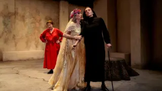Luisa Gavasa vuelve al teatro defendiendo a Lorca en 'La casa de Bernarda Alba'.