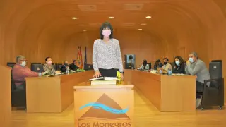 Ana Belén González, del PSOE, tomó posesión de su acta como nueva consejera comarcal.