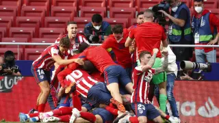 Los jugadores del Atlético de Madrid festejando un gol