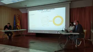 Los parlamentarios de Teruel Existe Tomás Guitarte, Bea Martín y Joaquín Egea, en la presentación de 'Power experience' en Utrillas.