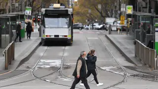 Tranvía circulando por una calle de Melbourne