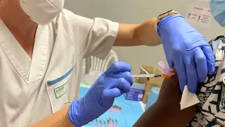 Vacunación de trabajadores en los mataderos de La Litera